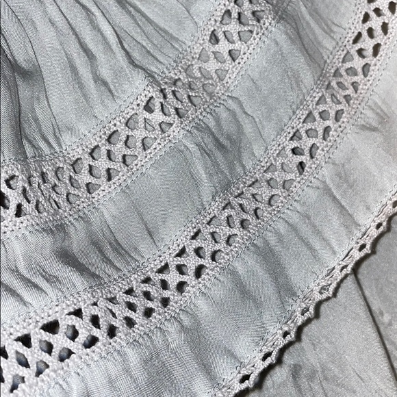 Aritzia Wilfred off the shoulder summer top - Picture 4 of 4